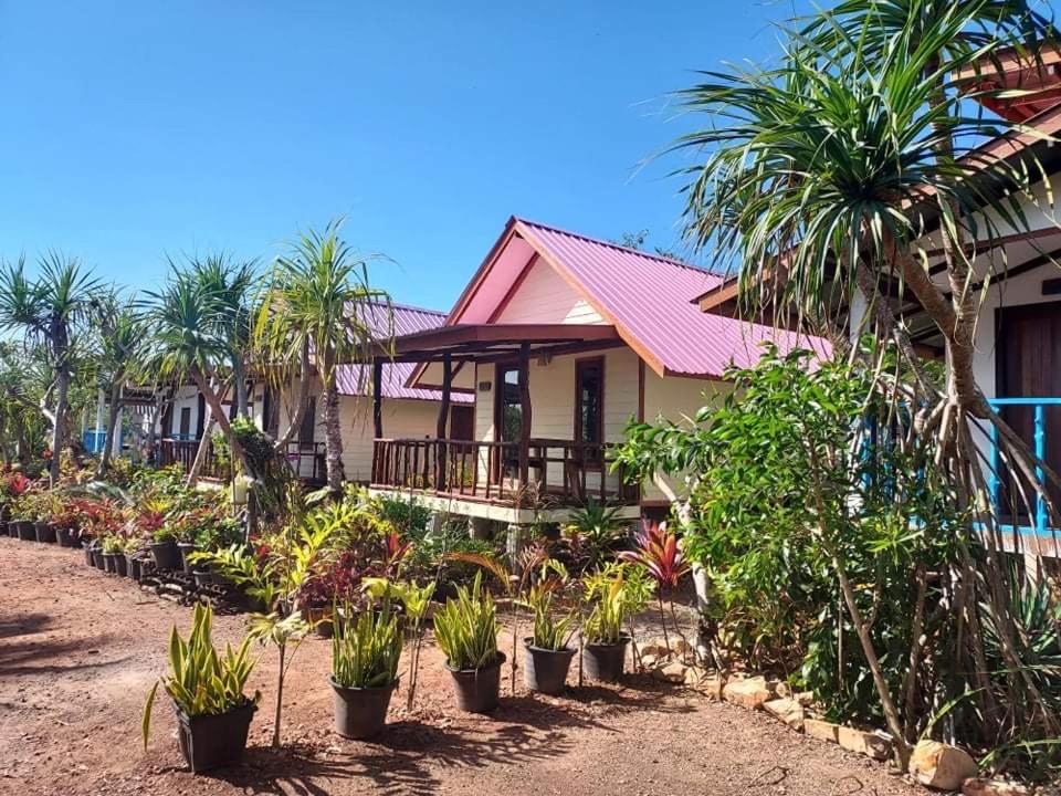 Blue Sky Bungalow Koh Jum Dış mekan fotoğraf